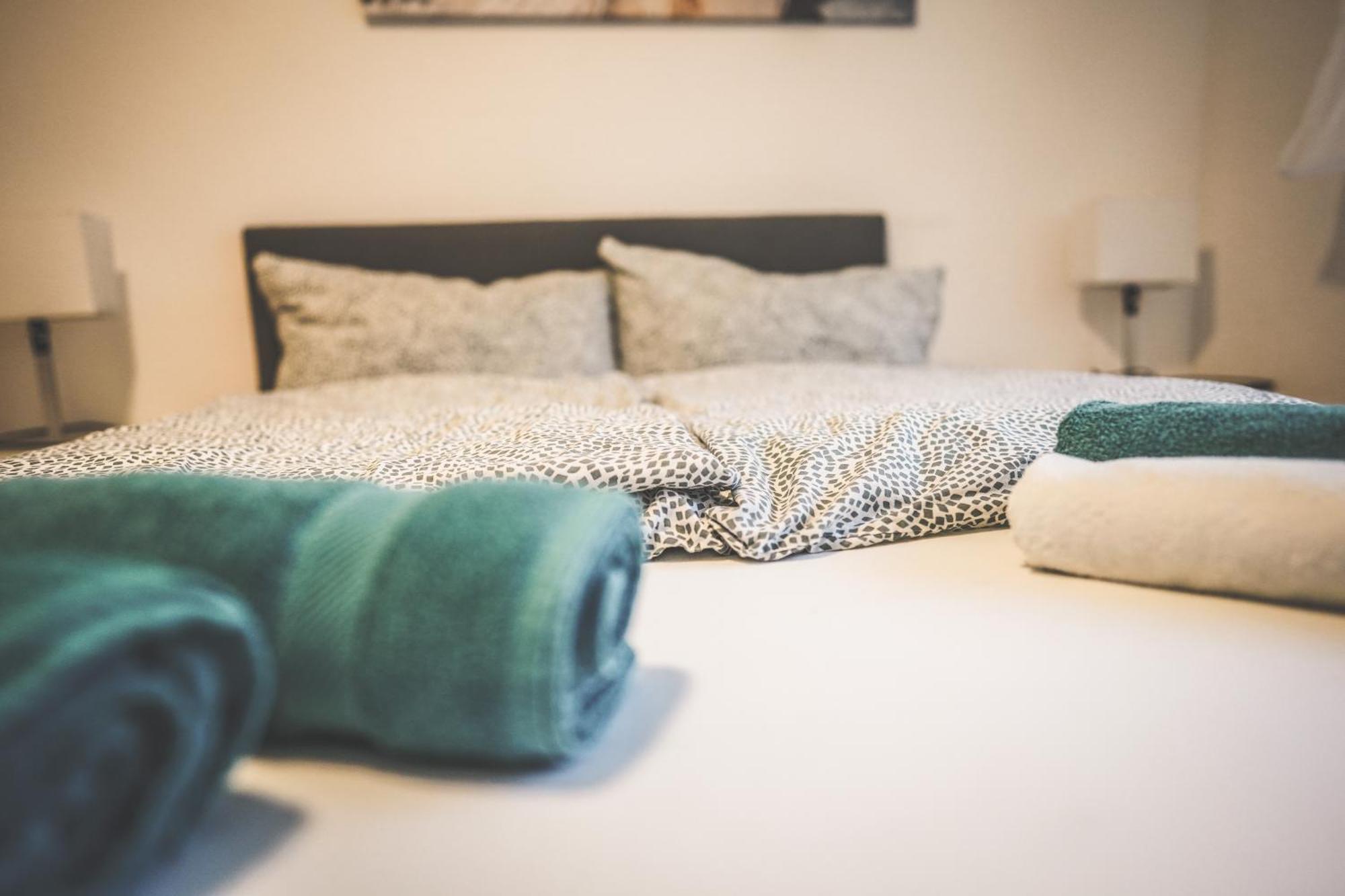 Moderne Ferienwohnung In Leimen Mit Balkon, Wehome Komfort 外观 照片